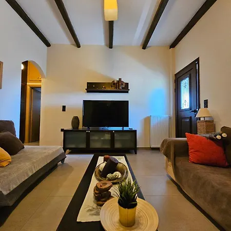 Orestis' Family House Эрмиони Экстерьер фото