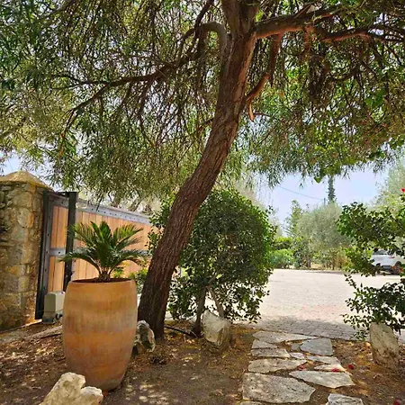 Orestis' Family House Эрмиони Экстерьер фото